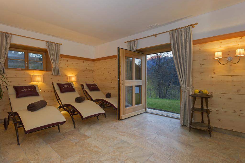 מונגואלפו Silentium Dolomites Chalet Since 1600 מראה חיצוני תמונה